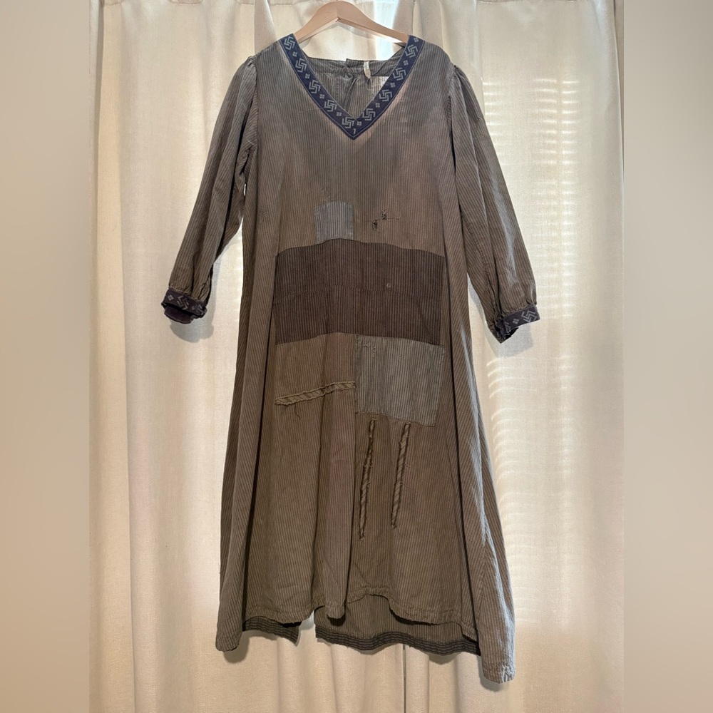 Magnolia Pearl Long Sleeve Patchwork Dress with Blue Trim